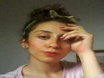 وحش المسافة والاختلاف بقلم الكاتبة منار آصف محرز