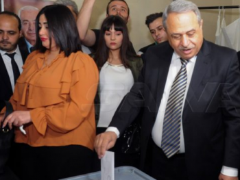 المرشح محمود مرعي: يدلي بصوته في الانتخابات الرئاسية في مركز مدرسة جودت الهاشمي بدمشق