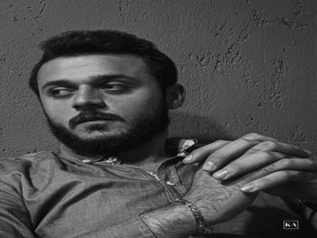 تجار الضلال..