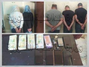 القبض على نشالي أجهزة خلوية في المواقف العامة بدمشق