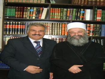 هل زمن الانهيار يجعل المساس بالرموز مباح للآخرين...