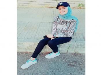 مليئة بالدموع بقلم علا محمد هشام طريفي