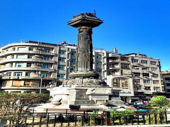 الانفتاح الاقتصادي التدريجي سيعزز وضع دمشق كبوابة تجارية أولى للمنطقة باذن الله ...