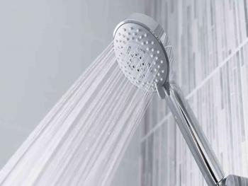 دراسة: طريقة الاستحمام تساعد على حرق الدهون