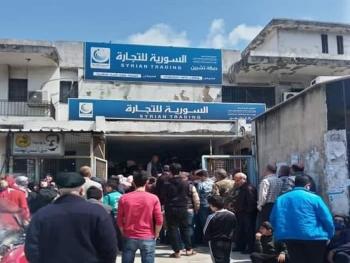 في اللاذقية : 270 عاملاً مياوماً يتقاضون راتب 24 ألف ليرة شهرياً ..!