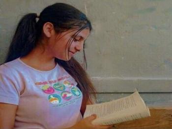 طفلةٌ أنا وَ سأبقى..رغد فادي سَقير 