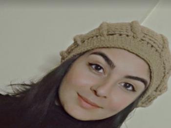 أعطيتكَ الكثير ولففتكَ بوشاحِ الشعور..بقلم سُلاف خضر