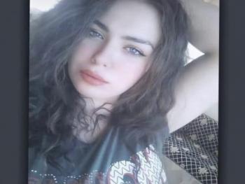 فَهنيئاً لَكِ أيّتها الكتابة أصبحتِ أمي..بقلم لجين حاطوم