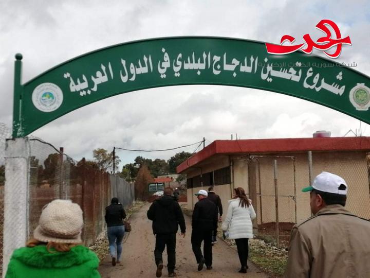 وزير الزراعة الفلسطيني يزوز محطة بحوث ازرع