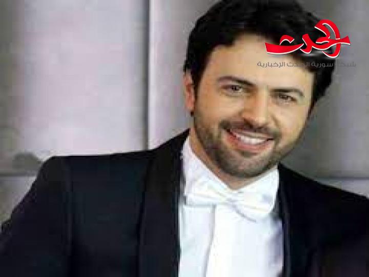 بعد غياب طويل..تيم حسن سيكرم في بلده