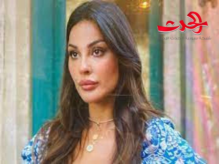 نادين نسيب نجيم تشارك المتابعين بصورتها مع ولديها 