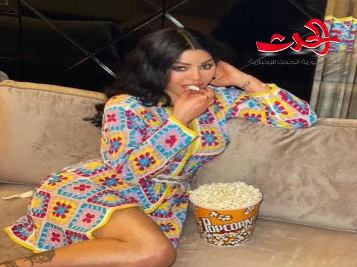 بالصور- هيفا وهبي بإطلالة مميزة من منزلها