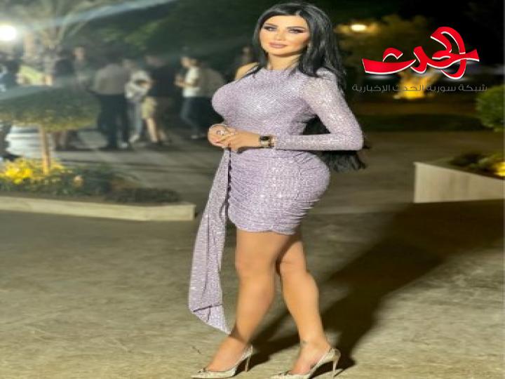 بالصور- جيني إسبر تلفت الأنظار بإطلالة ساحرة