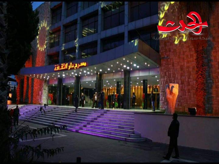 «عندَ أنغامِ الموسيقا.. زوالٌ لطبولِ الحرب »