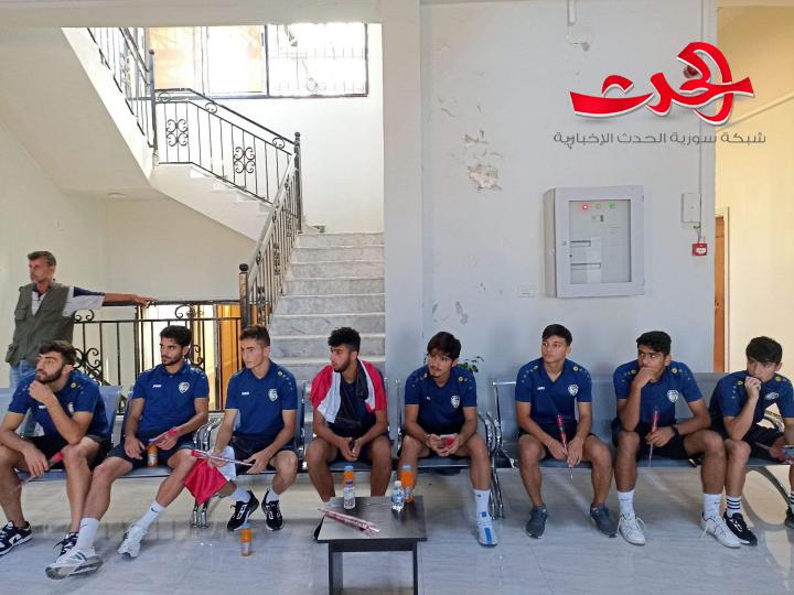 استقبال بعثة منتخب سوريا بمعبر نصيب الحدودي