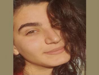 فرفقاً بالعالِقين..بقلم جودي إياد يوسف 