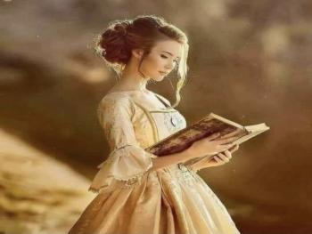 أراك من بعيد..بقلم هبة عثمان 