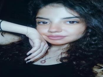 يُرهقني كلّ هذا الحبّ المكنون داخلي..بقلم رغد سميا 