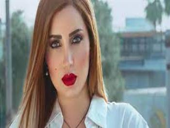 نسرين طافش تتألق باللون الأحمر.. وتعايد المتابعين