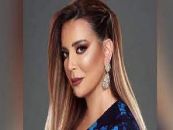 شكران مرتجى تحتفل بيوم المرأة  العالمي على طريقتها