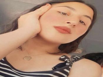 اعشق القلم.. بقلم المبدعة حنين مني..