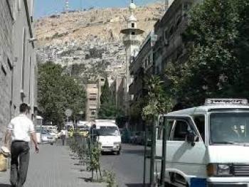 إضراب عن العمل والمطالبة بزيادة الأجرة...