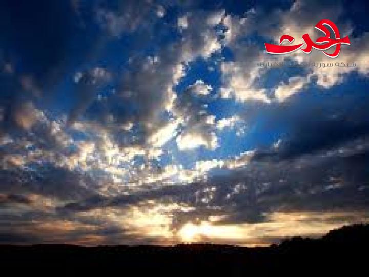 الحرارة أعلى من معدلاتها وأجواء باردة ليلاً