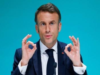 ماكرون عدو روسيا .. هل هو مخلص لفرنسا وصديق أوكرانيا؟