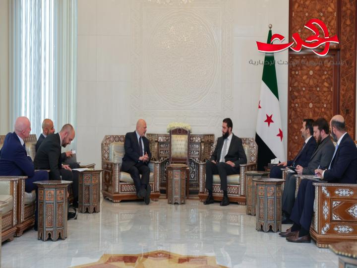 القائد أحمد الشرع يلتقي وفداً من المحكمة الجنائية الدولية