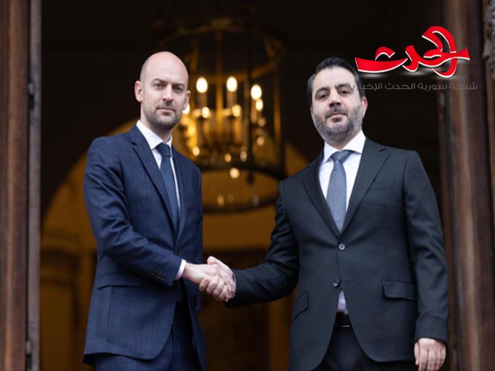 الوزير الشيباني يلتقي مع نظيره الفرنسي في باريس