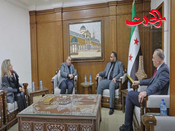 وزير الاقتصاد يبحث مجالات التعاون التجاري والاستثماري مع الأردن