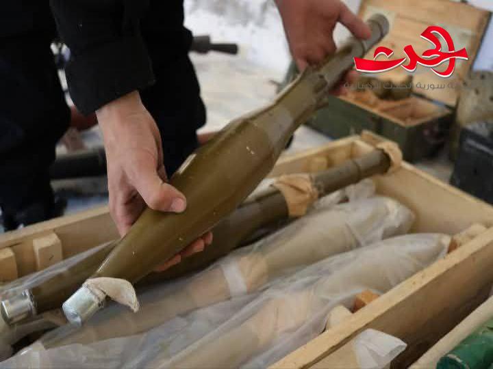 الأمن العام يعثر على مستودع للأسلحة والذخائر بريف حمص