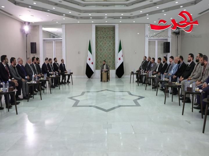 جلسة معايدة جمعت الرئيس الشرع مع إدارة الهيئة العامة للمنافذ البرية والبحرية