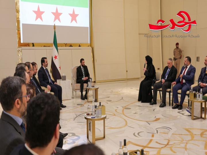 الرئيس الشرع يلتقي مجموعة من الجالية السورية في دولة قطر