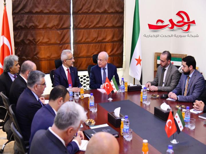 سورية وتركيا تبحثان التعاون المشترك في مجال النقل البري والسككي