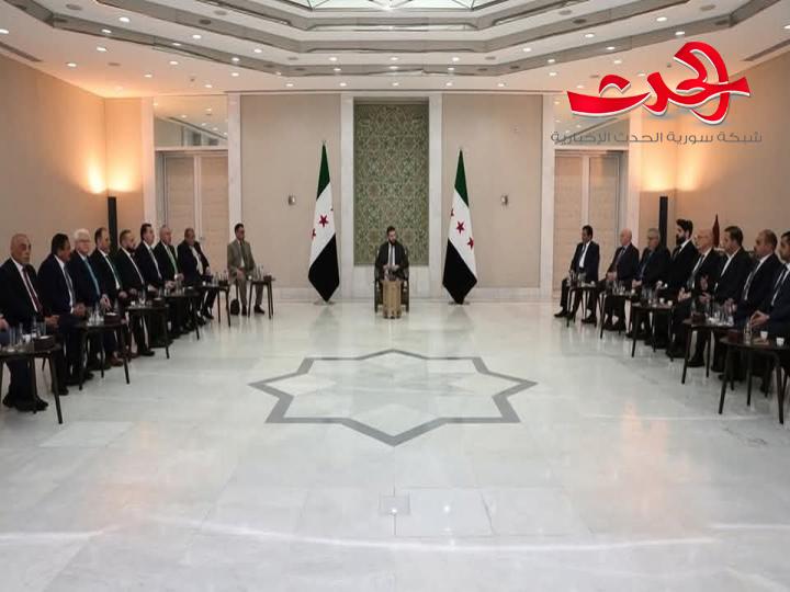 الرئيس الشرع يستقبل وفداً يضم رجال أعمال أردنيين وسوريين
