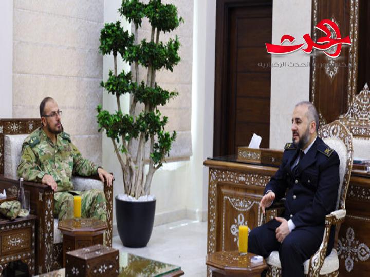 وزير الدفاع يستقبل القيادة العسكرية في محافظة درعا