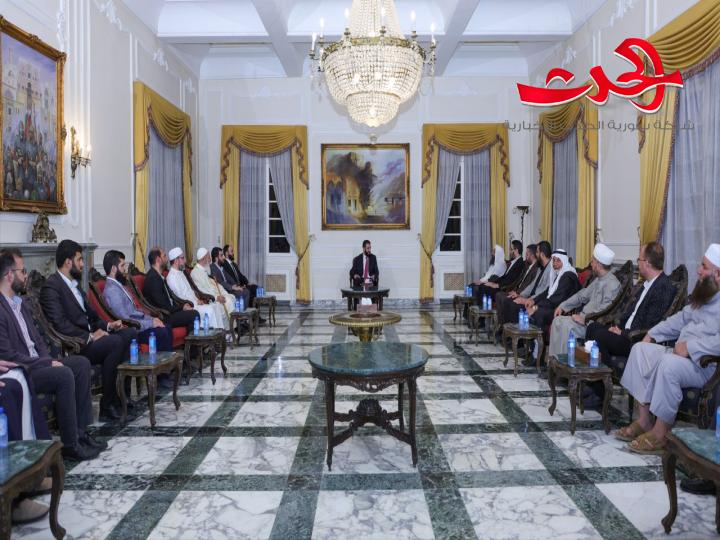 الرئيس الشرع يلتقي وفد من علماء ومشايخ محافظة حلب