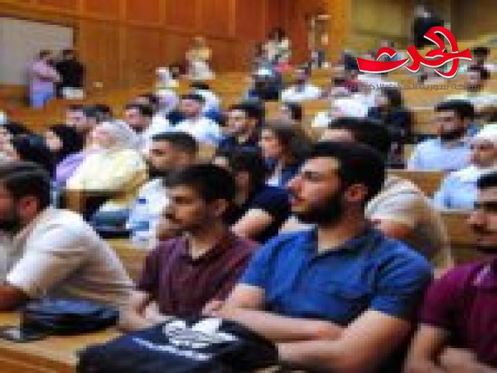 "وزير الإعلام": يدعو طلاب كلية الإعلام بجامعة دمشق إلى التركيز على التدريب العملي