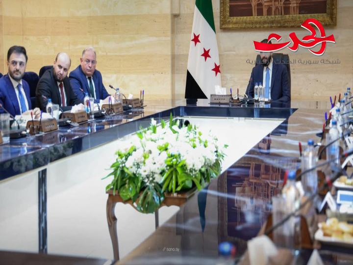 الرئيس الشرع يعقد اجتماعاً لمجلس التنمية الأعلى