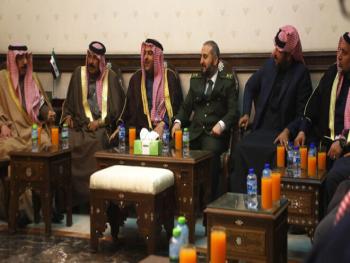 وزير الدفاع اللواء مرهف أبو قصرة يجتمع بوفد من العشائر العربية