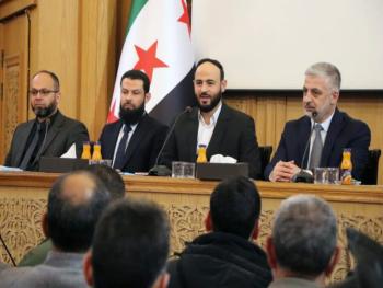 وزير الداخلية يبحث مع محافظ حلب وضباط الشرطة سبل تعزيز الاستقرار في المحافظة