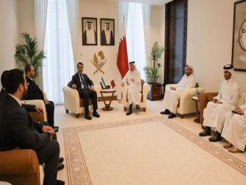 الوزير الشيباني يلتقي نظيره القطري بالدوحة