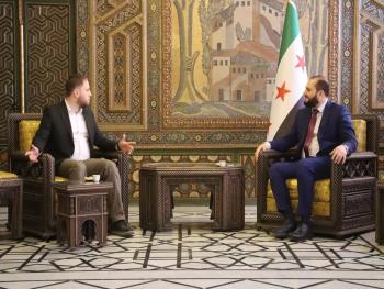 محافِظا دمشق وحماة يبحثان تعزيز التعاون المشترك وتبادل الخبرات الخدمية
