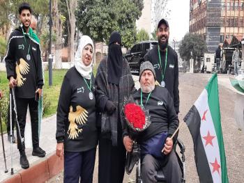 أصحاب الهمم العالية ذوي الإعاقة يحتفلون بالنصر والتحرير